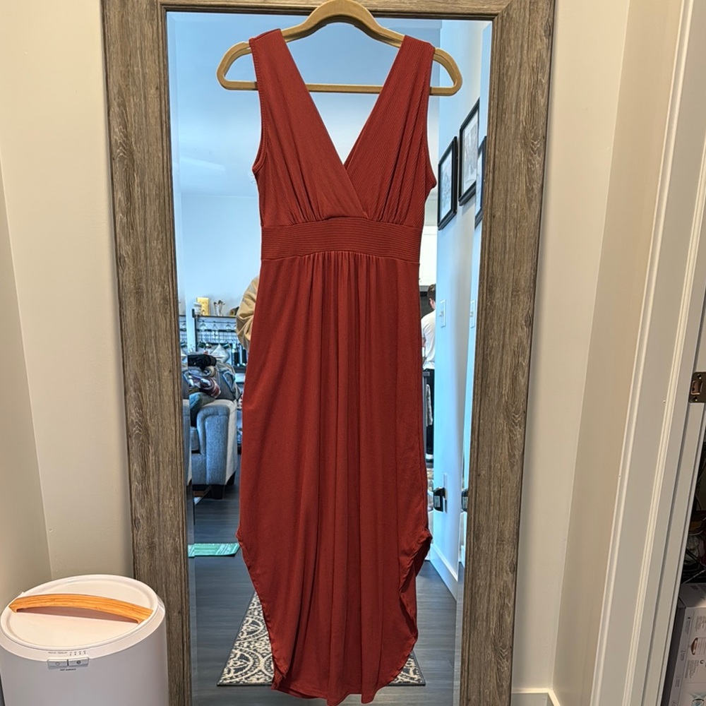 NWOT Red/Pink Sleeveless Dress